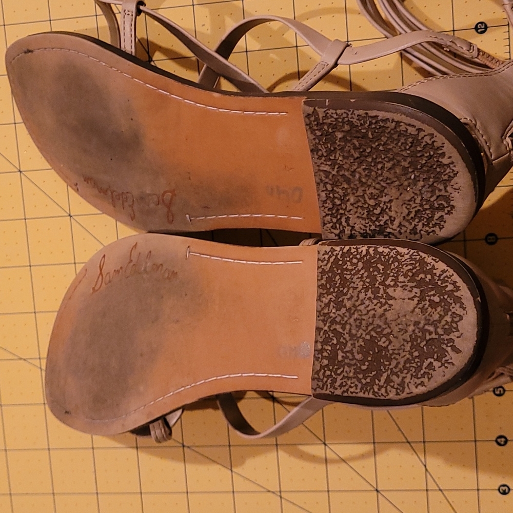Sam Edelman Tan Gladiator Flat Sandals - Picture 2 of 3